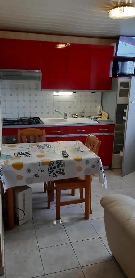 Apartment Studio Pres Du Lac D'Annecy Seythenex France